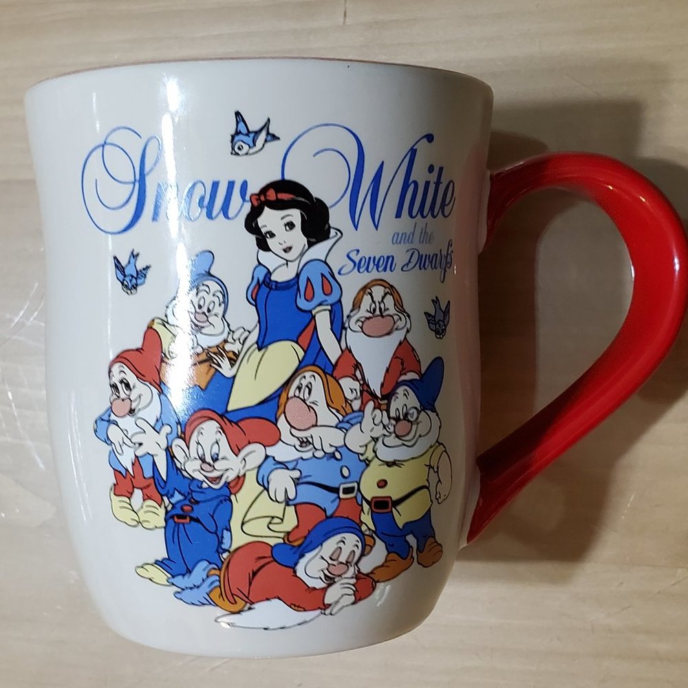 Snow White and the Seven Dwarfs mug